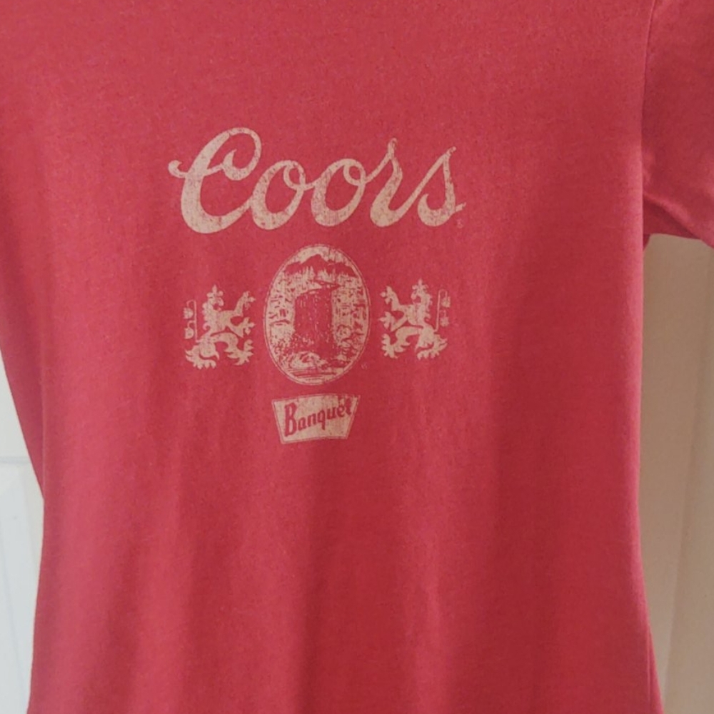 Coors t-shirt size small.